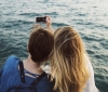 Zwei Jugendliche machen ein Selfie / Foto: pixabay